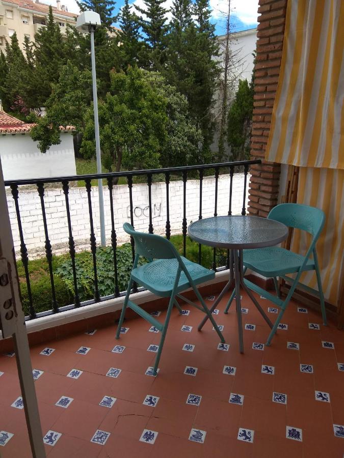 Apartamento Cerca Del Mar Con Piscina Y Parking. Lägenhet Benalmádena Exteriör bild